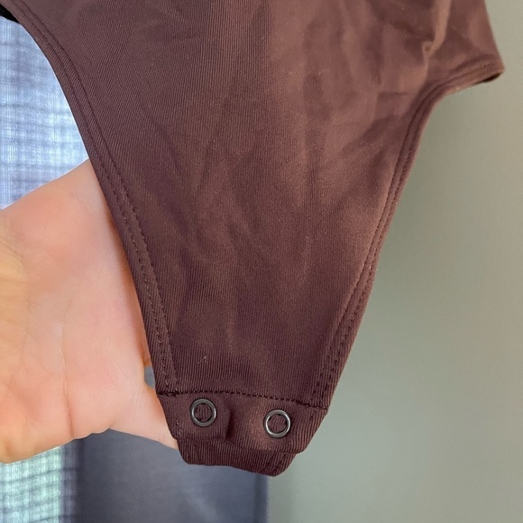 Aritzia Babaton Brown Thong Bodysuit size XS - Picture 3 of 4
